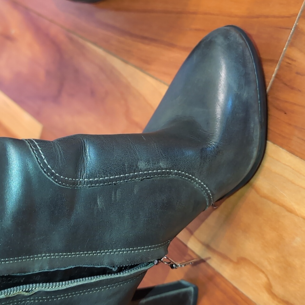 Ladies Geox Gray Leather Boots Size 38 - Picture 10 of 16
